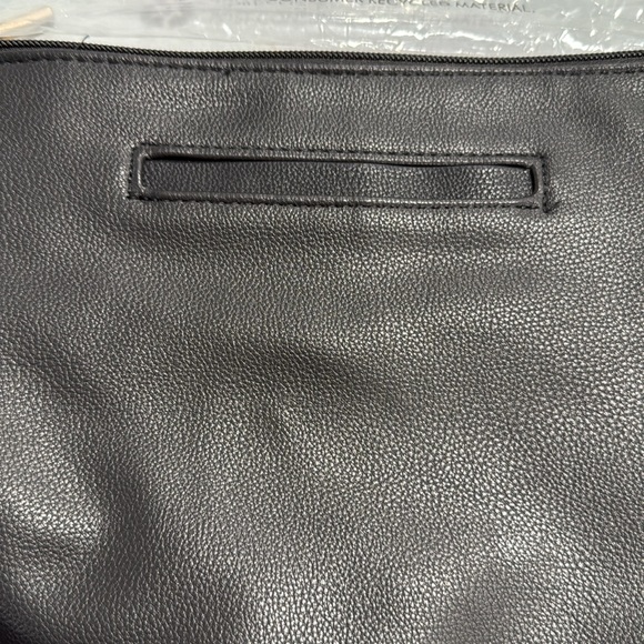 Thirty-One Black Crossbody Bag NWOT - Picture 5 of 7